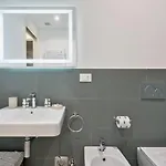 דירה Guesthost - Porta Susa Elegant & Design *