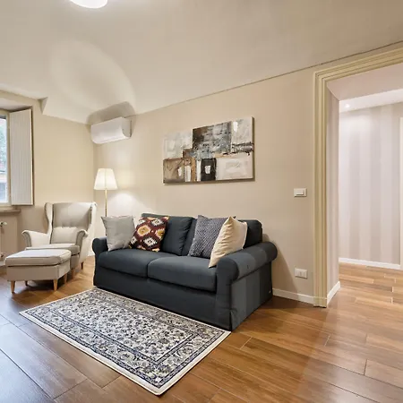 Appartamento Guesthost - Porta Susa Elegant & Design *