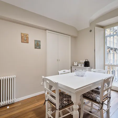 Guesthost - Porta Susa Elegant & Design Turín