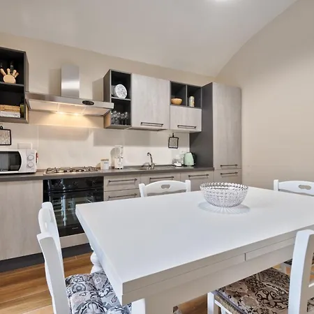 Guesthost - Porta Susa Elegant & Design