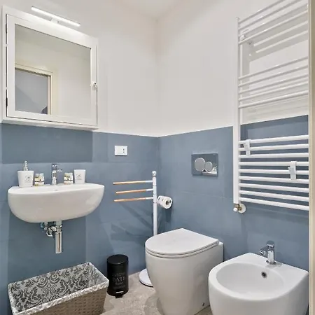 Guesthost - Porta Susa Elegant & Design Apartamento