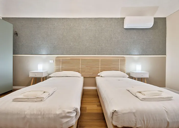Guesthost - Porta Susa Elegant & Design
