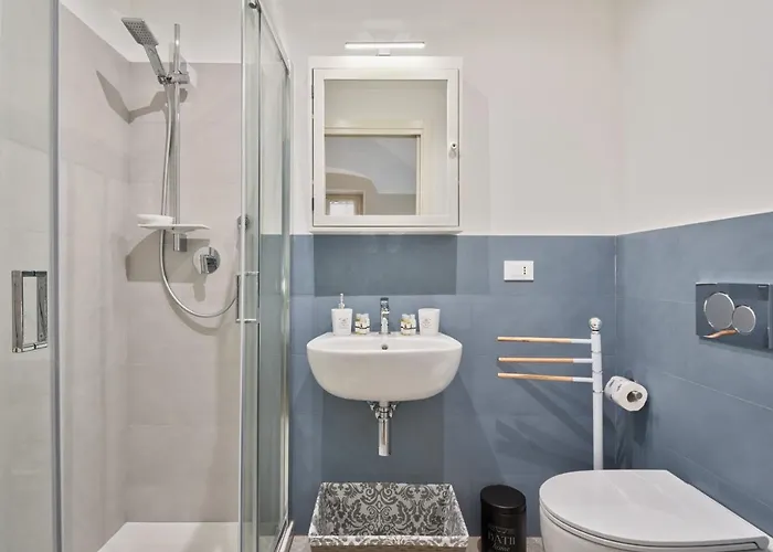 Guesthost - Porta Susa Elegant & Design * Torino