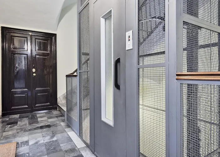Guesthost - Porta Susa Elegant & Design * Torino
