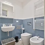 Apartmán Guesthost - Porta Susa Elegant & Design *