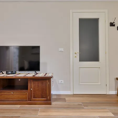 Daire Guesthost - Porta Susa Elegant & Design *