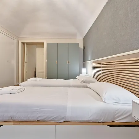 Guesthost - Porta Susa Elegant & Design Daire *