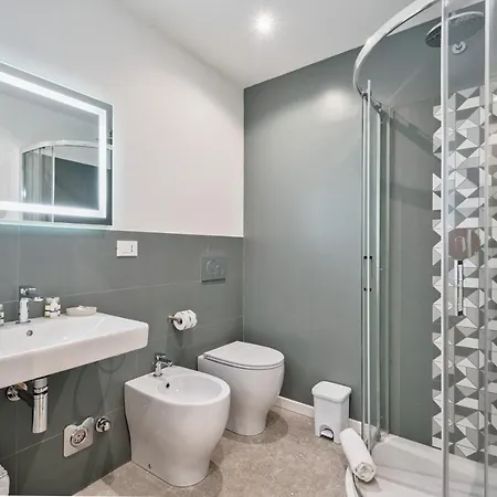 アパート Guesthost - Porta Susa Elegant & Design *